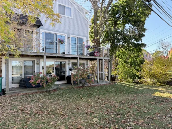 38 Lake Ave #1, Woburn, MA 01801