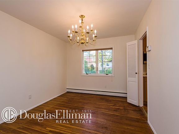 4th image of 76 Soundview Dr