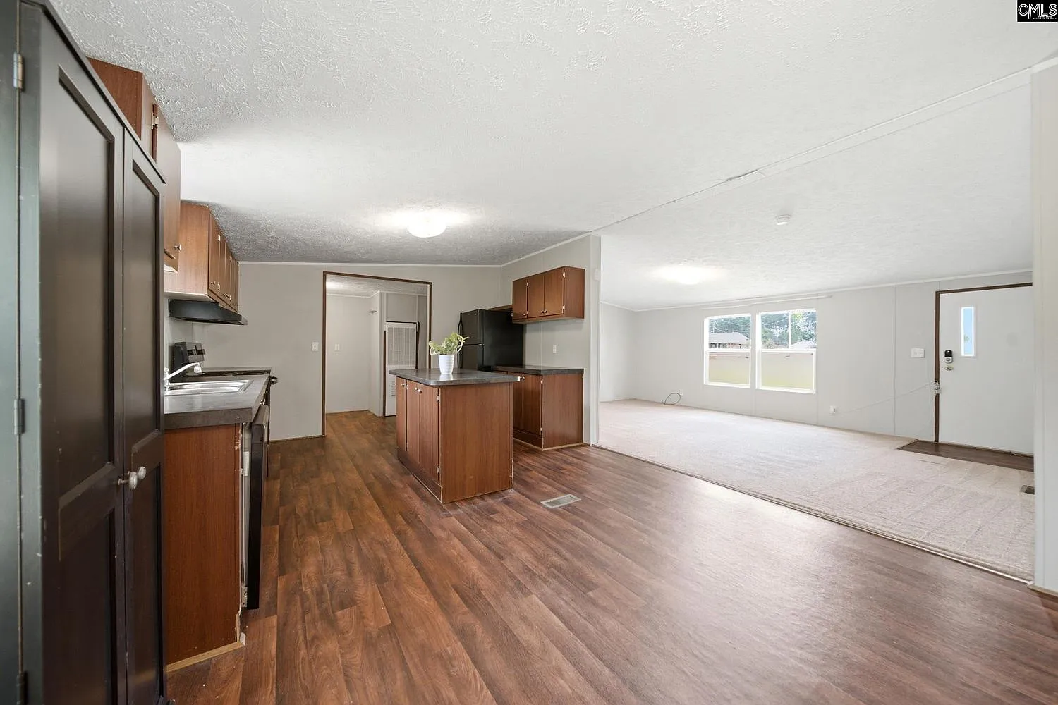 4 bed, 1904 sqft, $1,575 — Photo 4