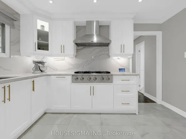 2663 Hortense Rd, Mississauga, ON L5L 1V6