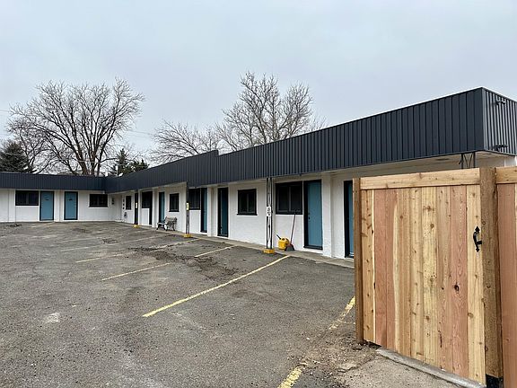 5th image of 1101 9th St #11352343
