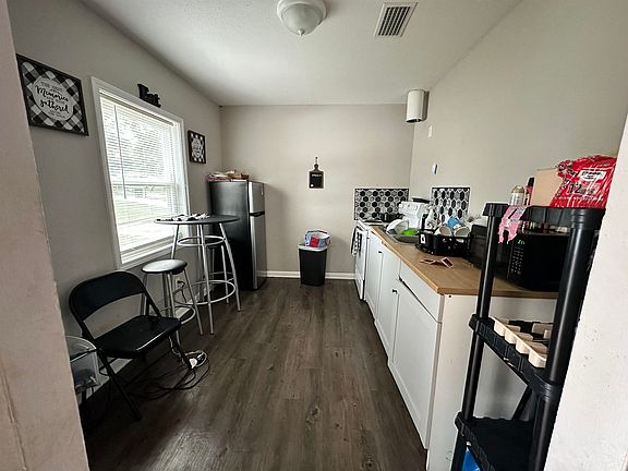4th image of 1324 Stuckey Ave #0