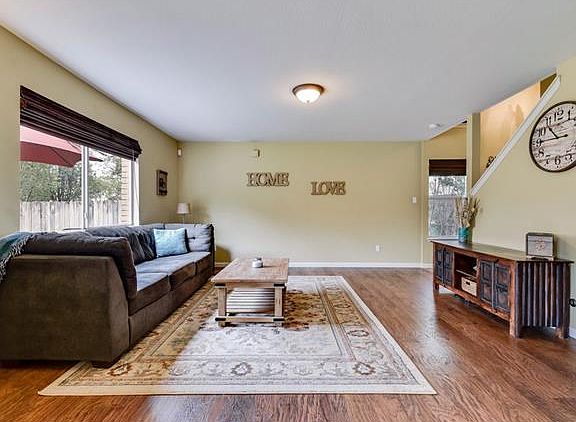 4th image of 3810 Top Rock Ln