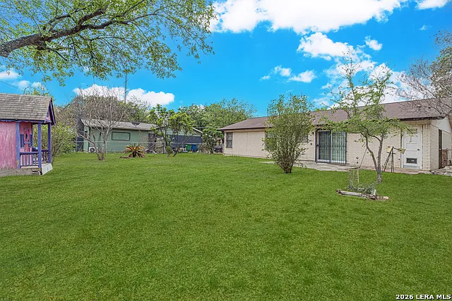 1926 Rawhide Ln — Photo 23
