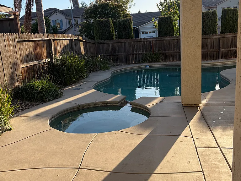 1364 Esplanade Dr — Photo 8