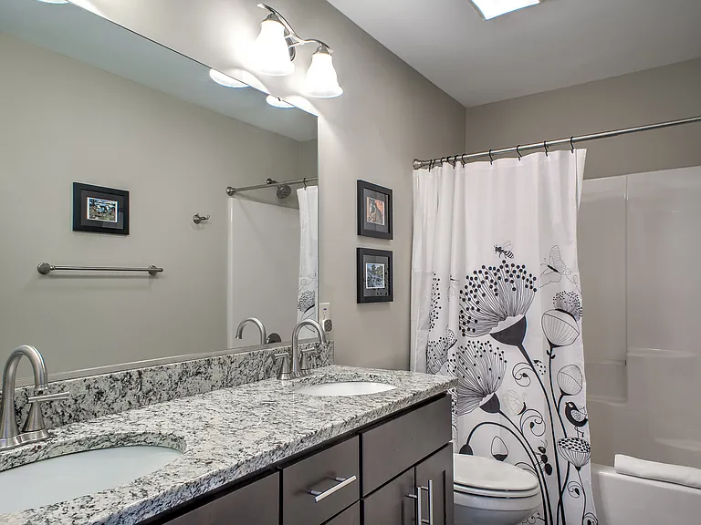 23 Roxboro Dr — Photo 18