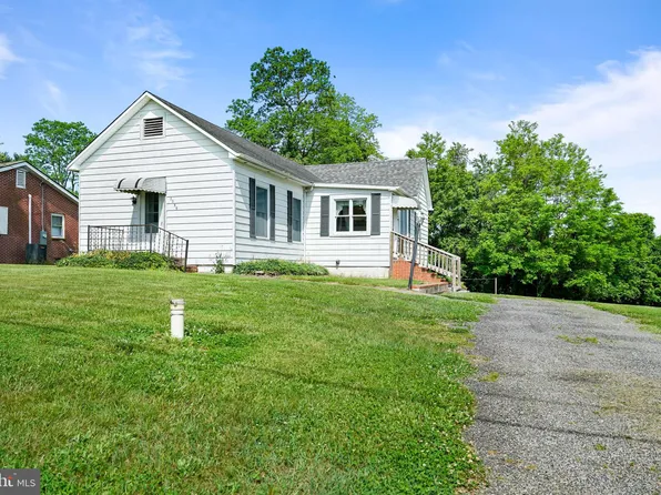 7059 Augustine Herman Hwy, Earleville, MD 21919