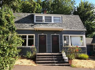 2823 SE Washington St, Portland, OR 97214