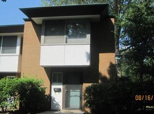 2117 Bayliss St #47, Midland, MI 48640