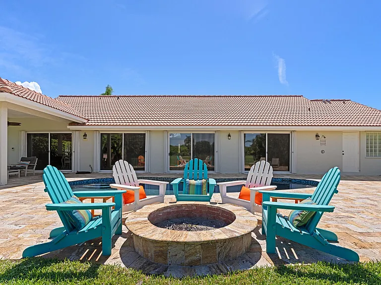 7598 Fairway Trl — Photo 22