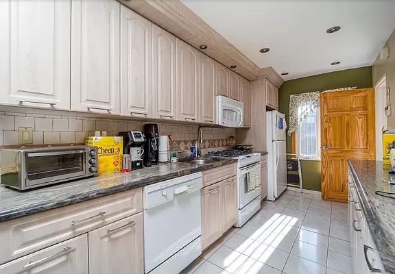4th image of 62-25 69th Ln