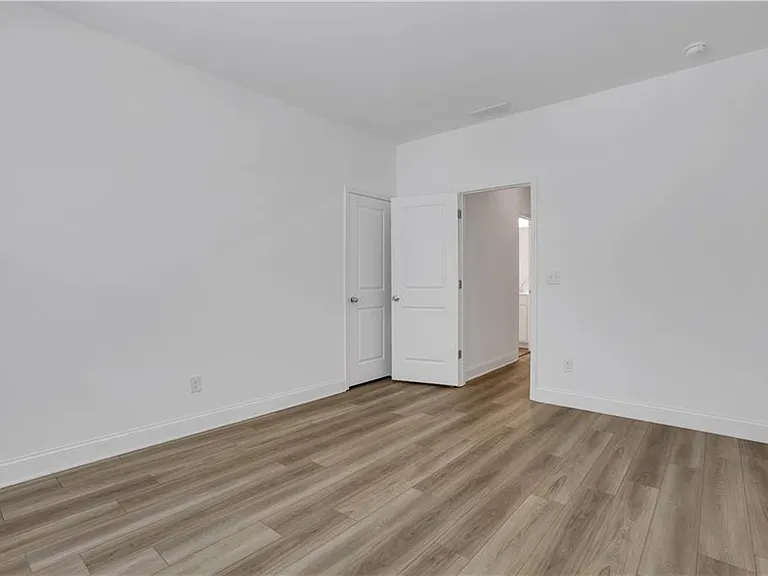 3198 Shirecrest Ln — Photo 33