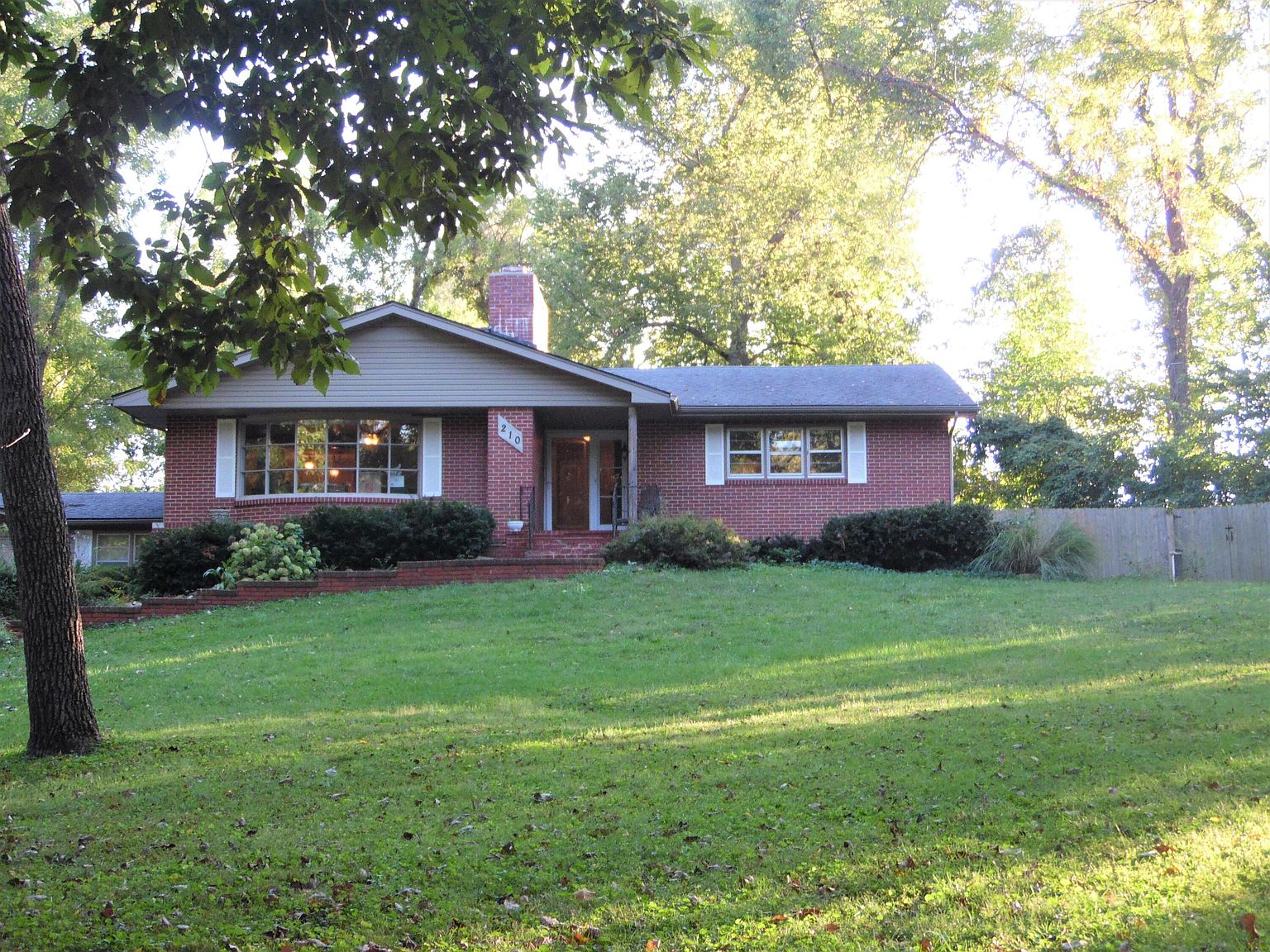 210 West Nottingham Lane, Springfield, MO 65810 Zillow