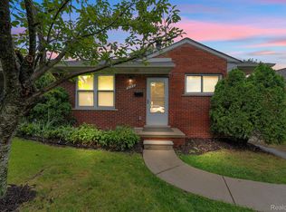 6159 N Highland St, Dearborn Heights, MI 48127