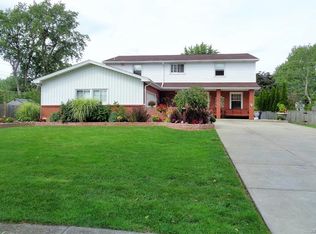 397 Cottonwood Dr, Buffalo, NY 14221