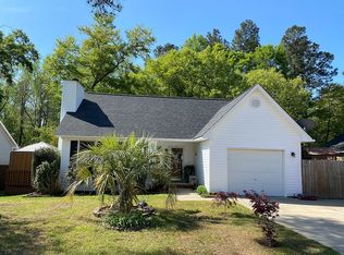7129 Longmoor Dr, Fayetteville, NC 28314