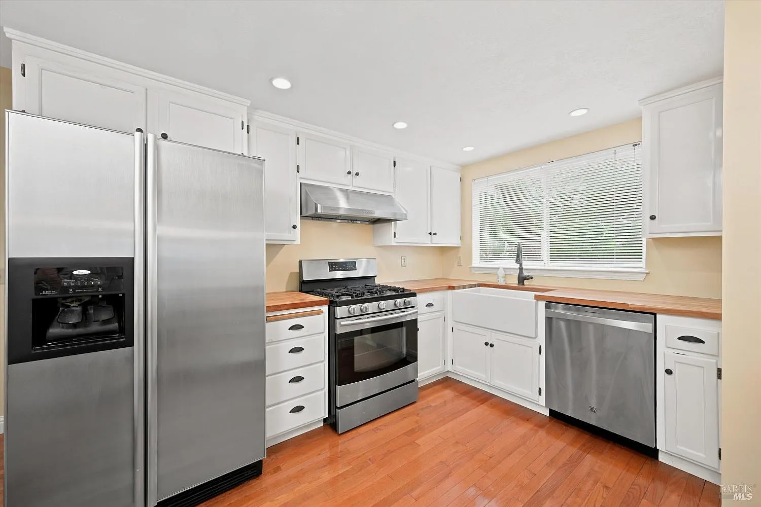 2211 Ironbark Drive - Photo 3