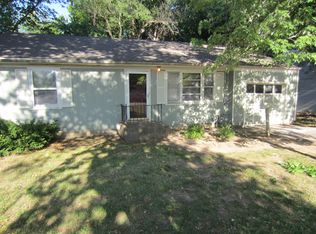 1056 S Florence Ave, Springfield, MO 65807