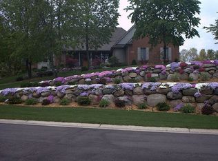 6193 Nottingham Pointe, Brighton, MI 48116