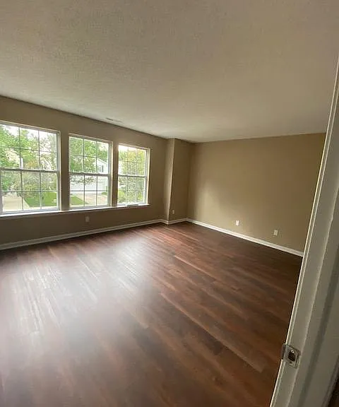 16720 Lowell Dr — Photo 8