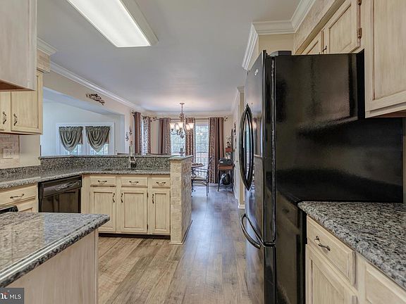 3rd image of 8017 Old Parsonage Ct