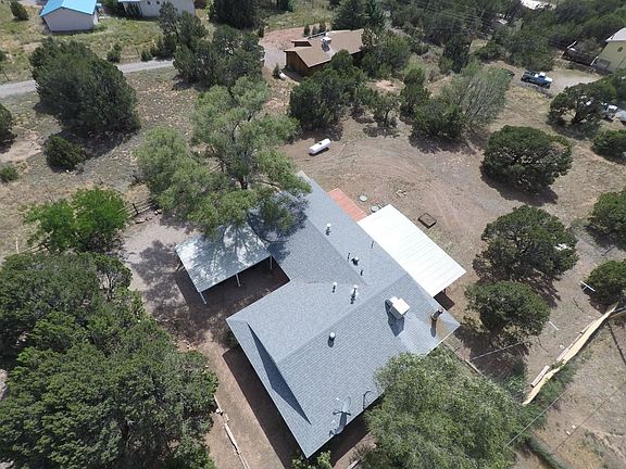 2nd image of 22 Jennifer Dr