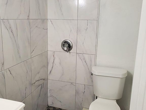 4th image of 7510 N Coarsey Dr #1