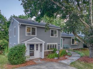 7 Sunset Dr, Dover, NH 03820