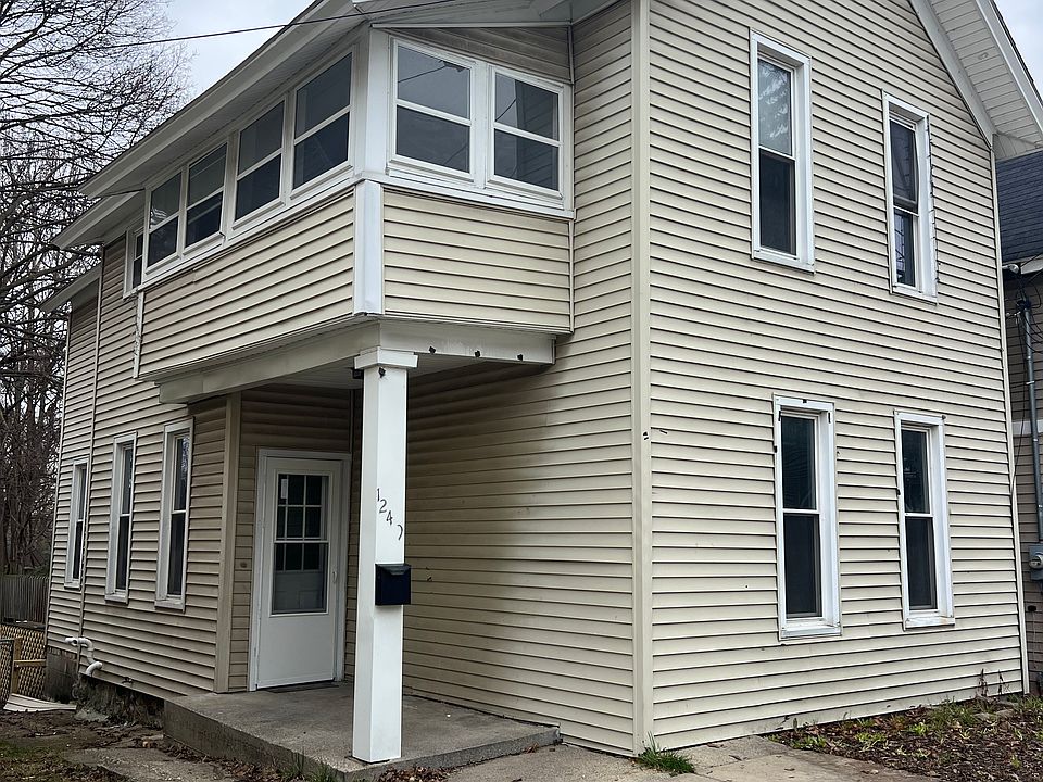1st image of 1249 Lafayette Ave SE