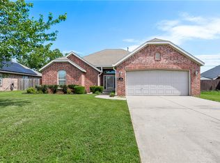 111 W Necessary Dr, Rogers, AR 72756