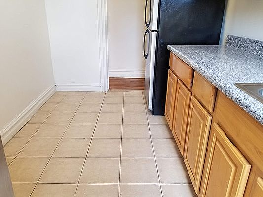 2nd image of 294 Webster Ave #3R