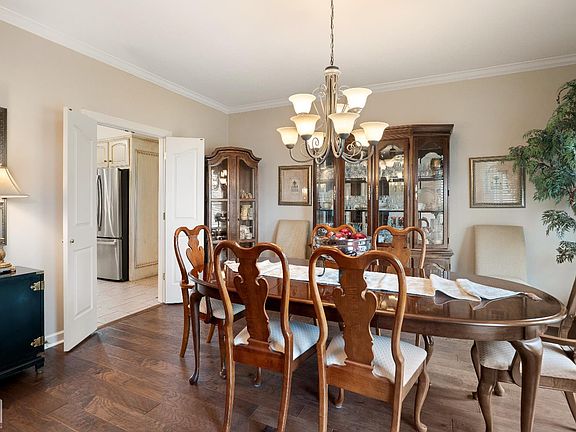 5th image of 206 Windover Rd