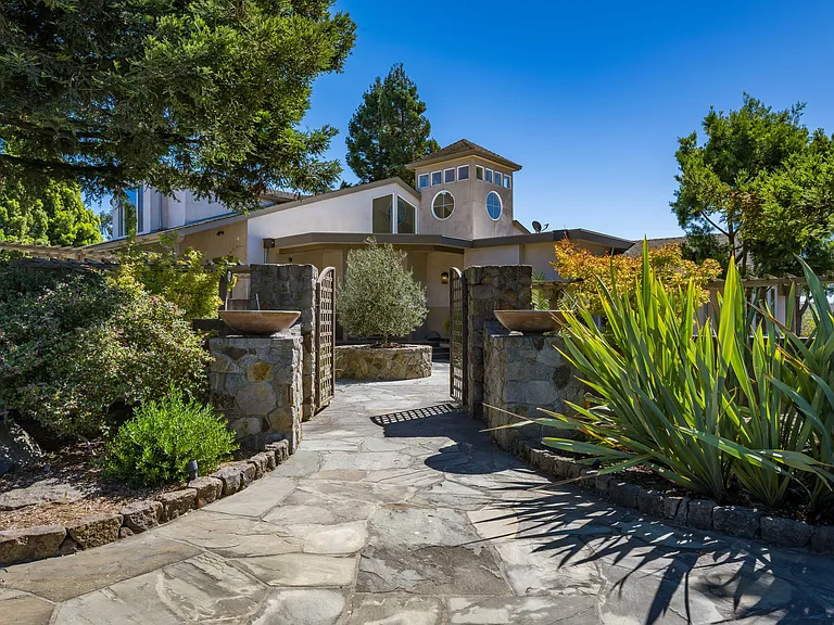 1101 Los Carneros Ave — Photo 1