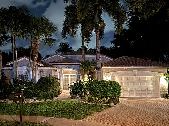 2nd image of 7527 Monticello Way