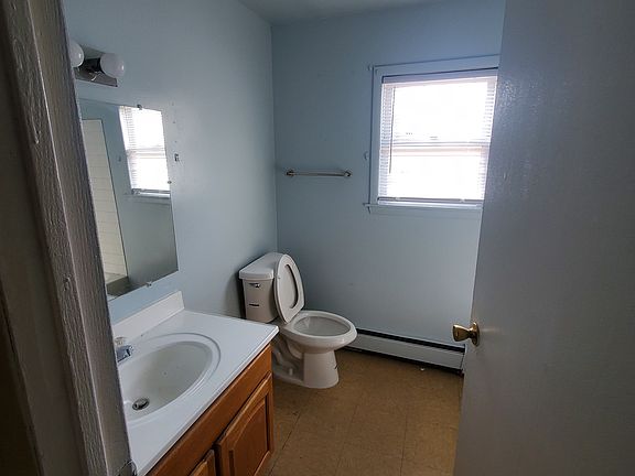 3rd image of 541 Ocean Ave #1