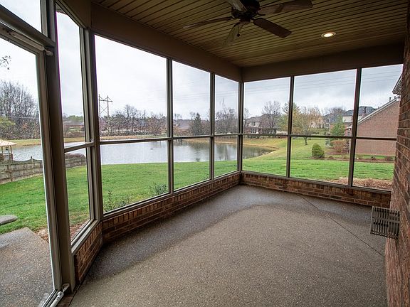 5th image of 3061 Waterside Way
