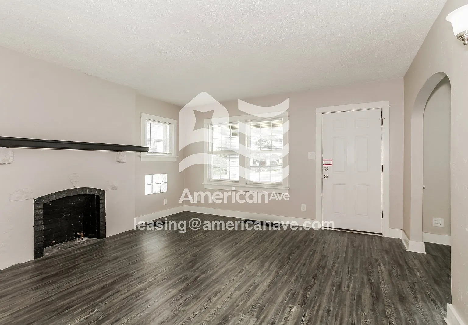 2 bed, 1.0 bath, 936 sqft, $1,097 — Photo 3