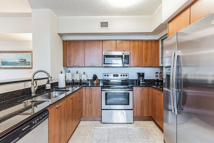 1st image of 700 E Boynton Beach Blvd Unit 511
