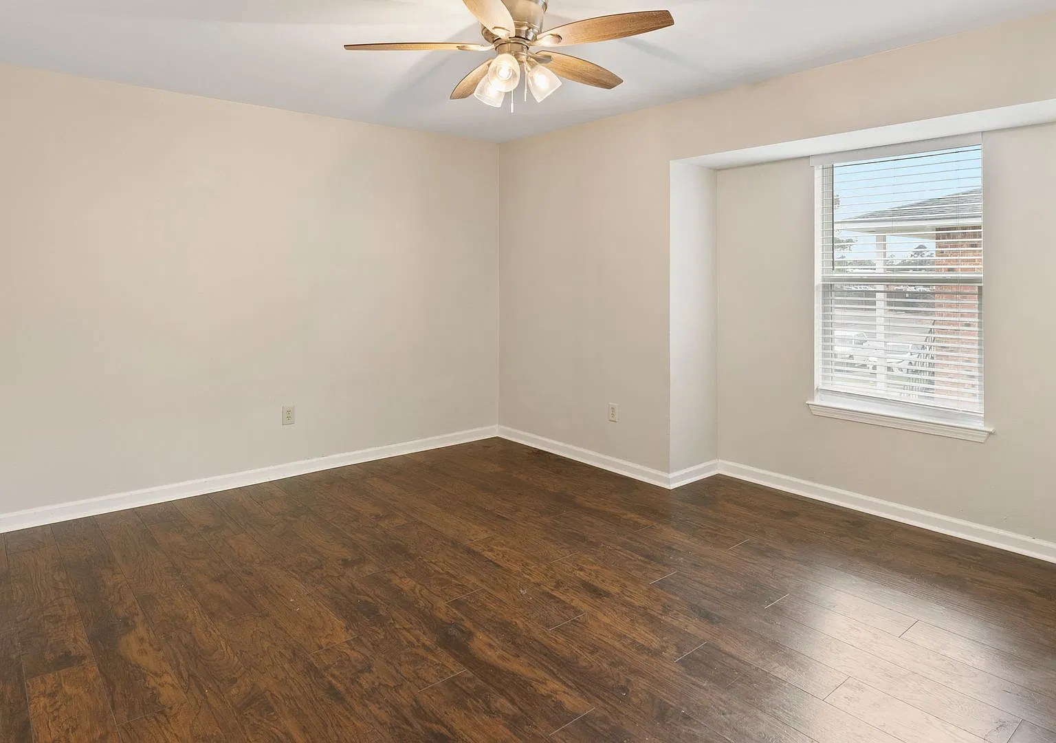 10877 Ansley Ave. — Photo 4