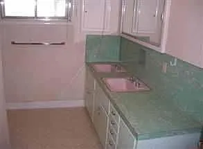 271 S 450 W — Photo 6