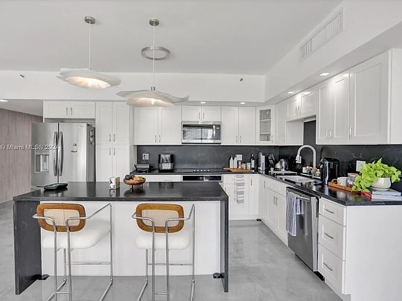 3rd image of 355 Poinciana Dr #1131