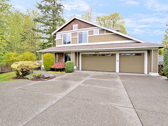 2nd image of 25434 NE 3rd Pl