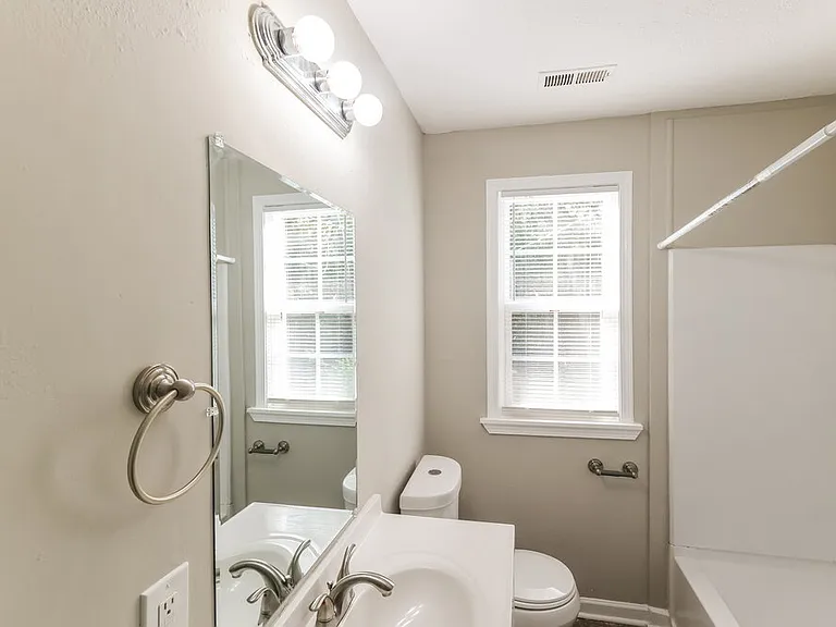 914 Park Pl — Photo 12
