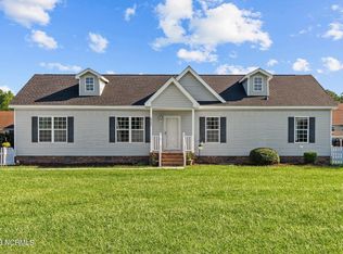 4745 Gloucester Dr, Washington, NC 27889