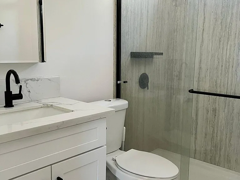 830 Laguna Ave — Photo 27
