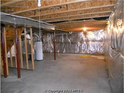 2nd image of 11 Indian Wood Ln