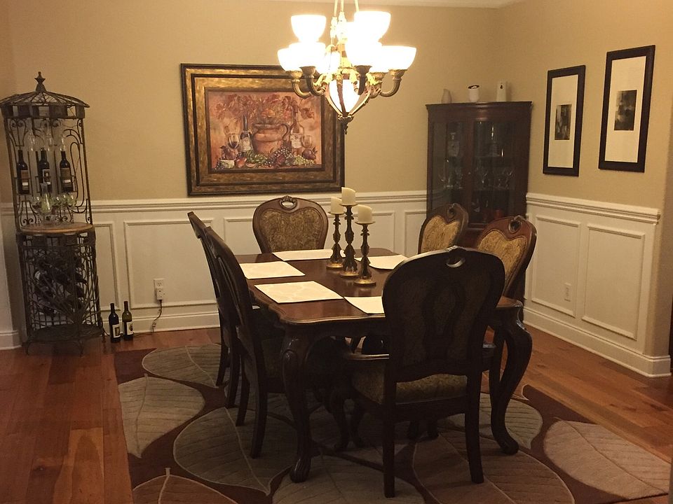 1st image of 180 Waterford Cir