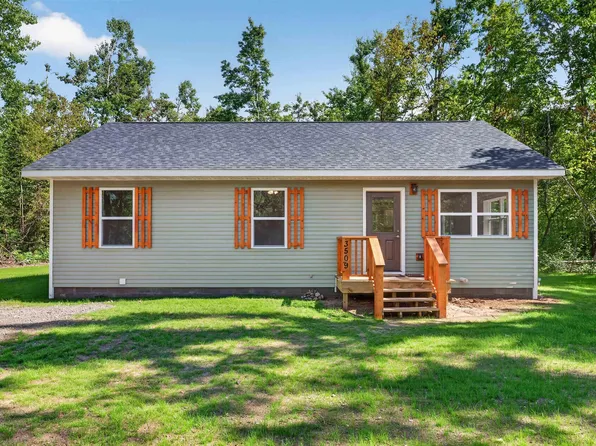 3509 N Point Dr, Gaylord, MI 49735