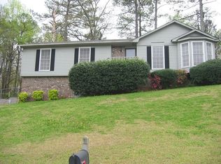 1072 Michelle Cir, Birmingham, AL 35215