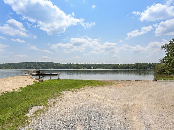 4th image of 33 Lower Roans Creek Rd